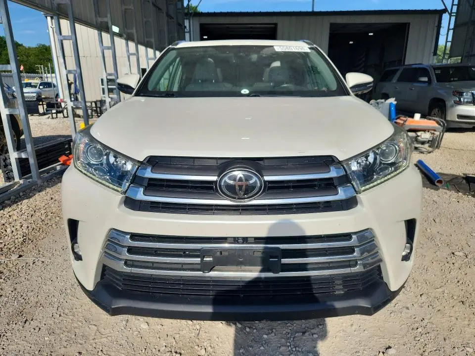 2019 TOYOTA HIGHLANDER LIMITED PLATINUM  