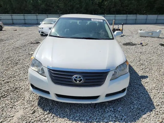 2010 TOYOTA AVALON XL  