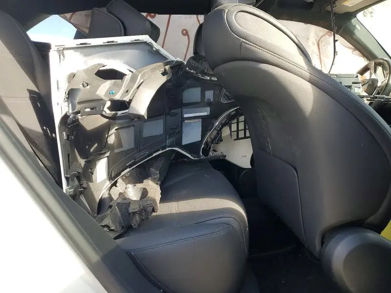 2025 MERCEDES-BENZ GLC 300  