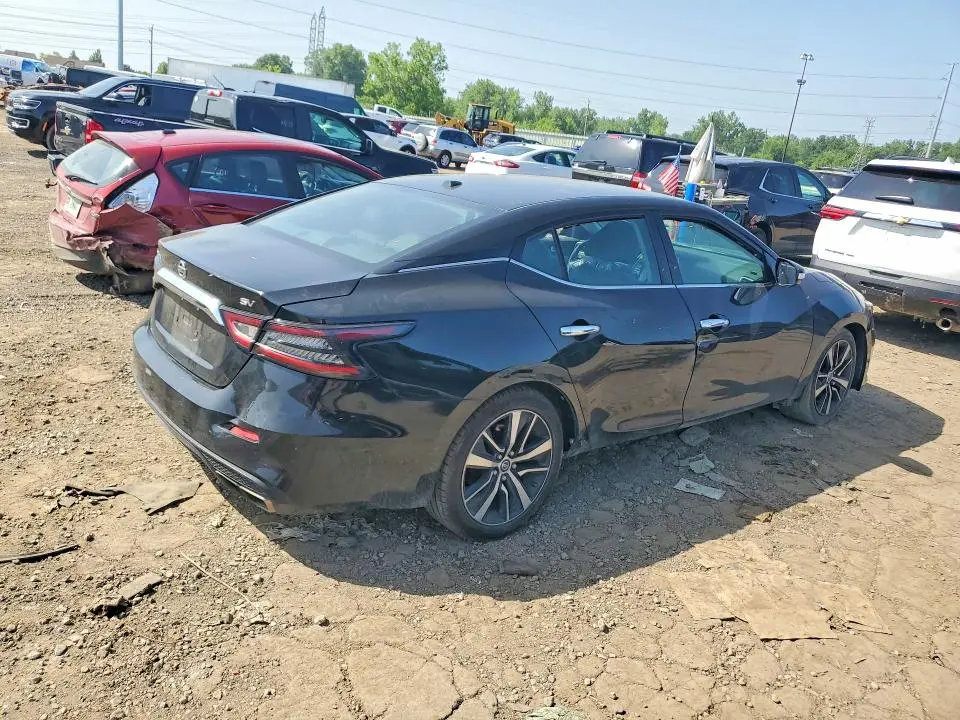 2021 NISSAN MAXIMA SV  