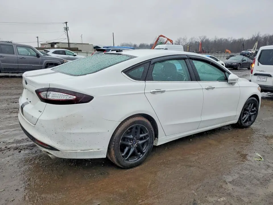 2013 FORD FUSION SE  