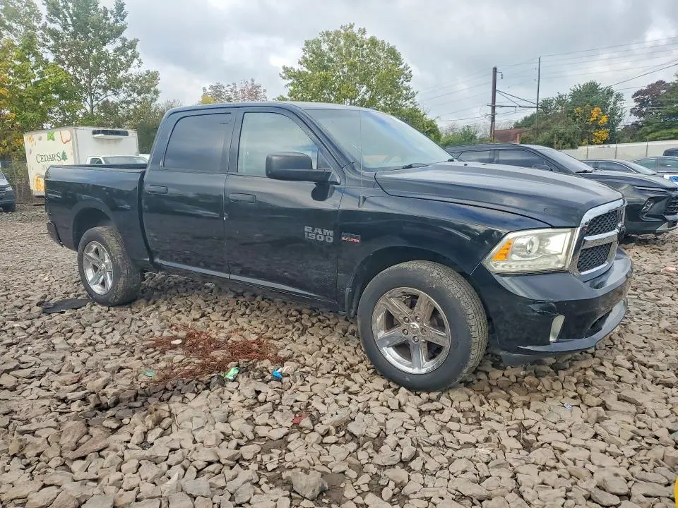 2014 RAM 1500 ST  