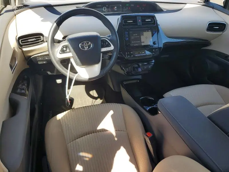 2018 TOYOTA PRIUS THREE  