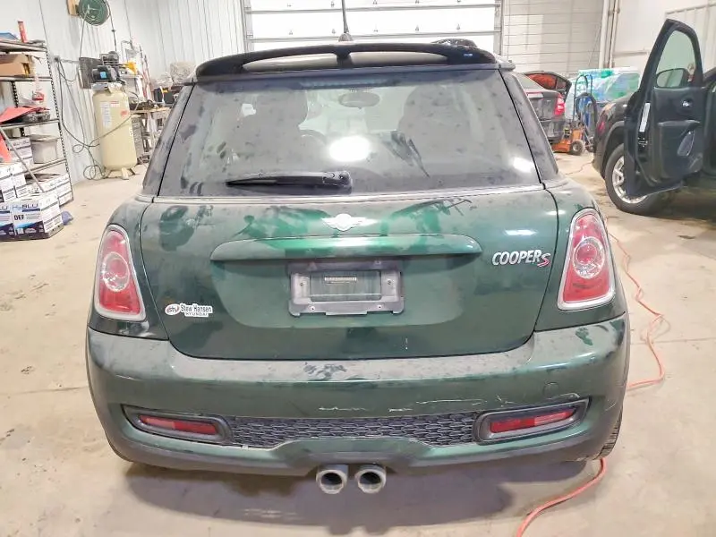 2011 MINI COOPER S  