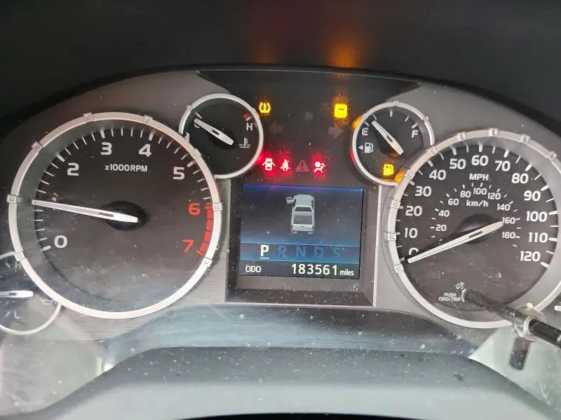 2014 TOYOTA TUNDRA SR5  