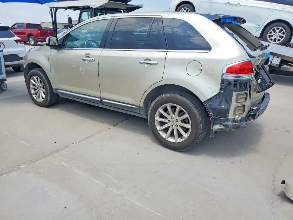 2011 LINCOLN MKX   