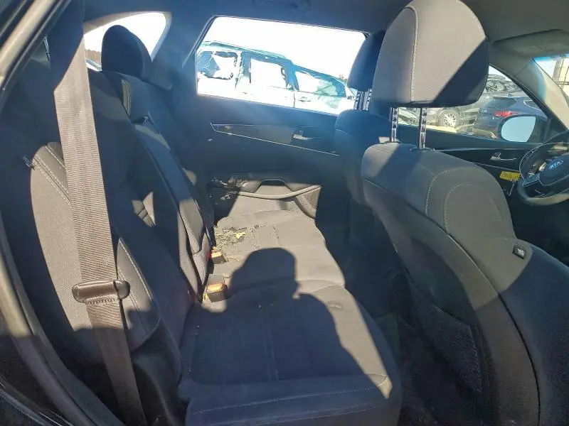 2020 KIA SORENTO LX V6  