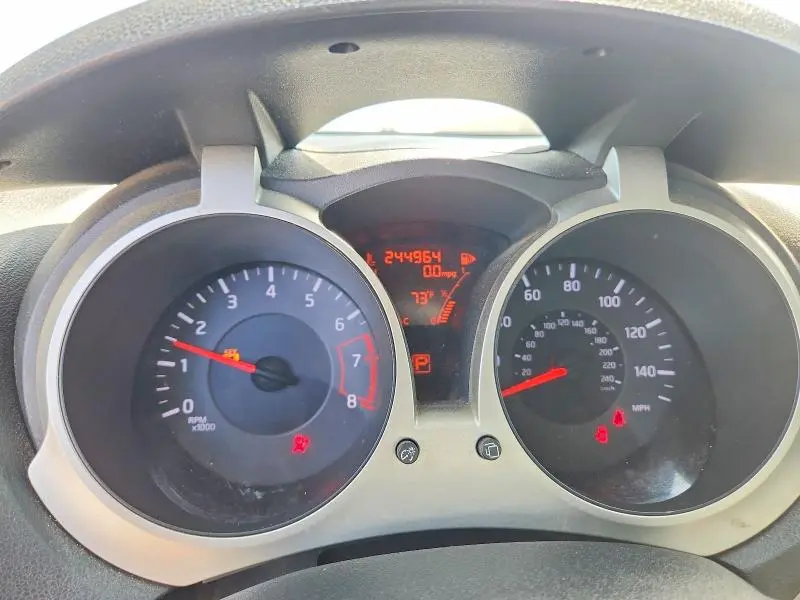 2011 NISSAN JUKE S  