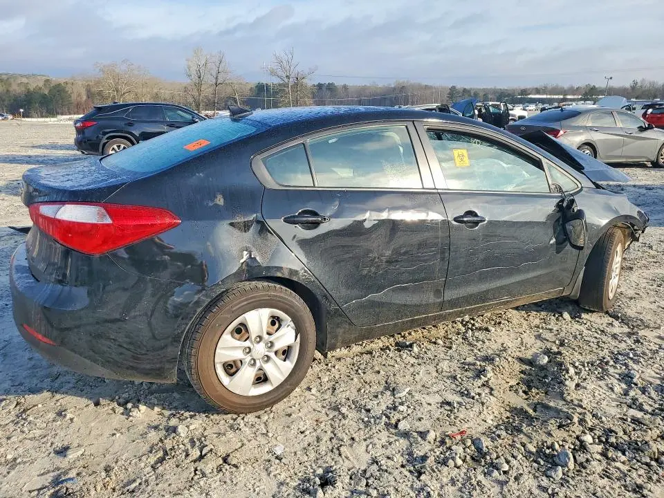 2016 KIA FORTE LX  