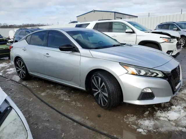 2019 NISSAN ALTIMA SR  