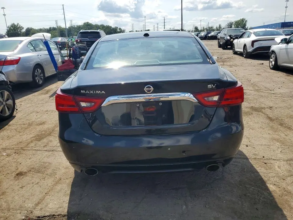 2018 NISS MAXIMA SV