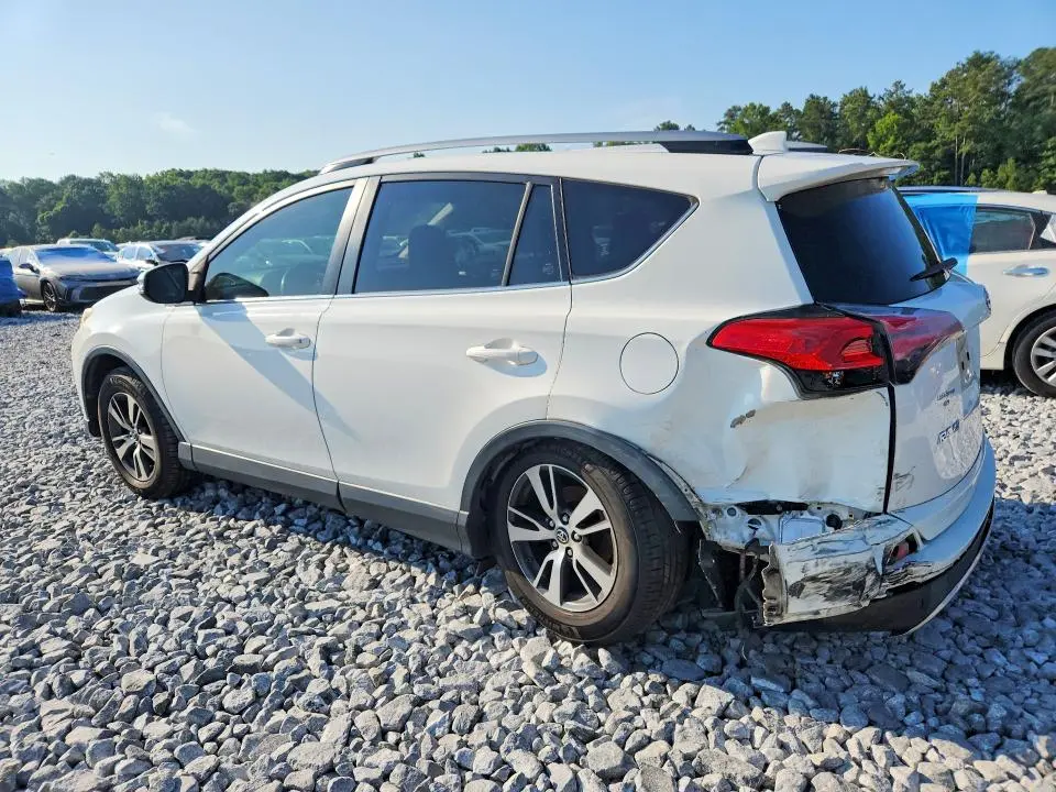 2018 TOYOTA RAV4 XLE  