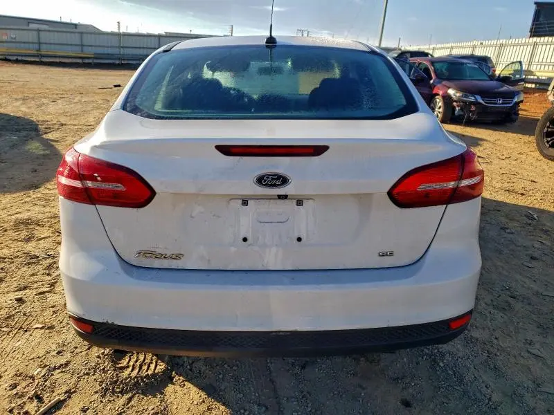 2018 FORD FOCUS SE  