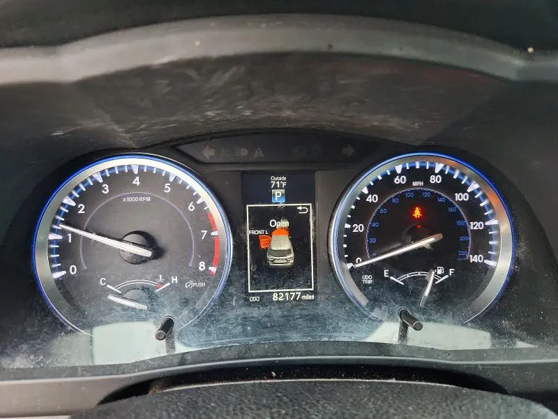 2014 TOYOTA HIGHLANDER XLE  