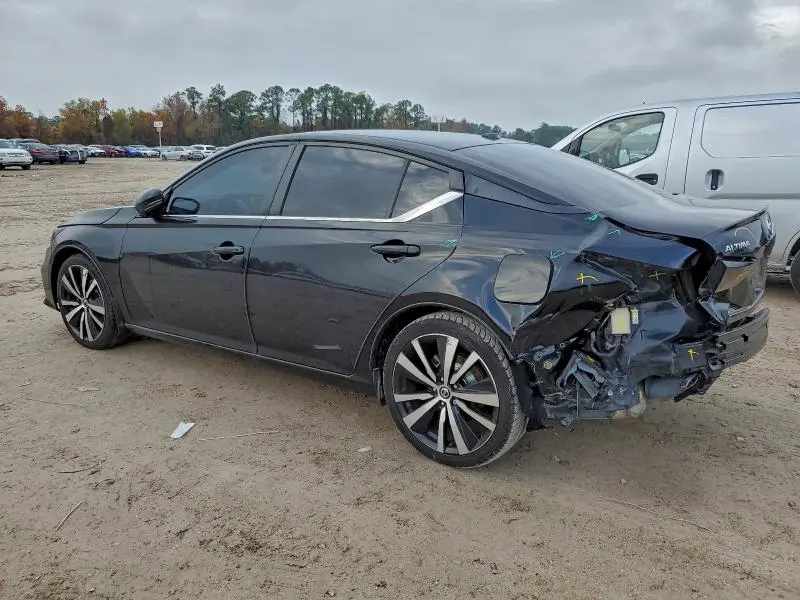 2020 NISSAN ALTIMA SR  