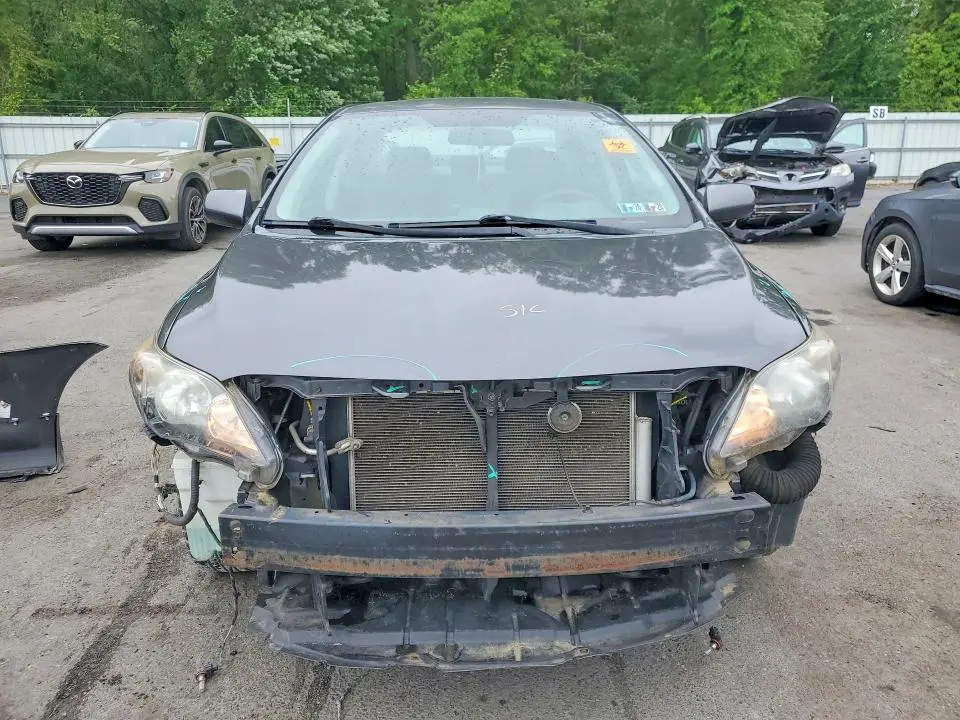 2013 TOYOTA COROLLA S  