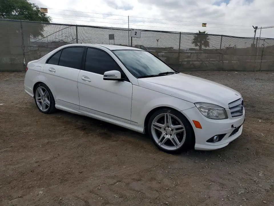 2010 MERCEDES-BENZ C 300  
