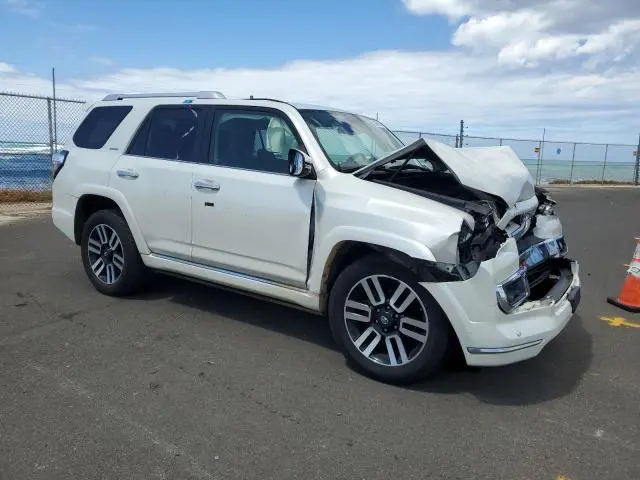 2016 TOYOTA 4RUNNER SR5  