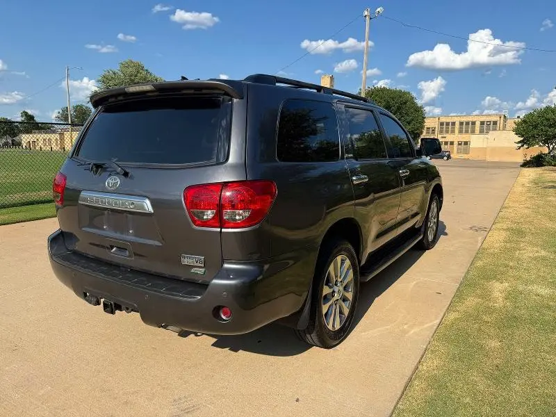 2012 TOYOTA SEQUOIA PLATINUM  