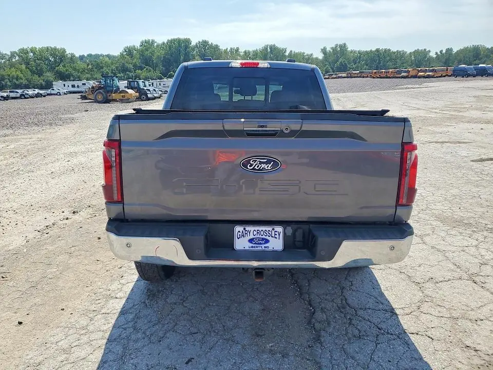 2024 FORD F150 XLT  