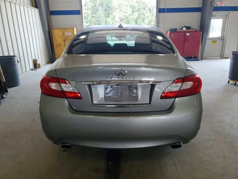 2011 INFINITI M37 X  