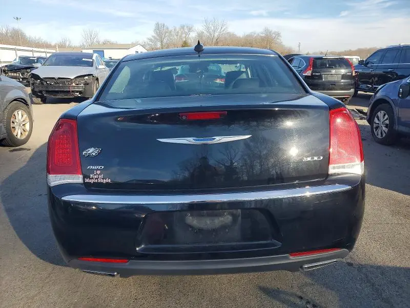 2018 CHRYSLER 300 LIMITED  