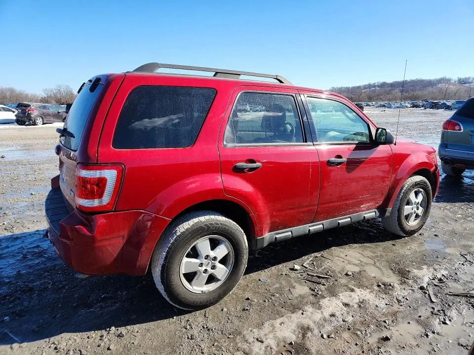 2010 FORD ESCAPE XLT  