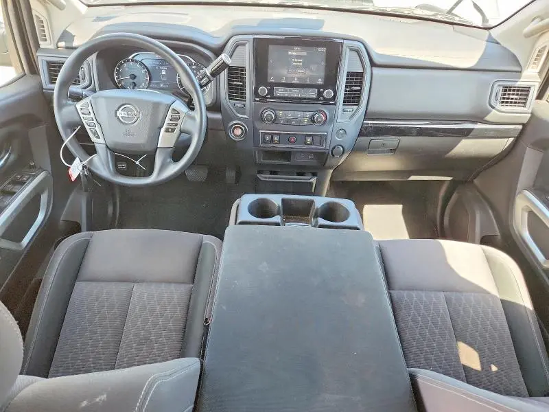 2022 NISSAN TITAN S  