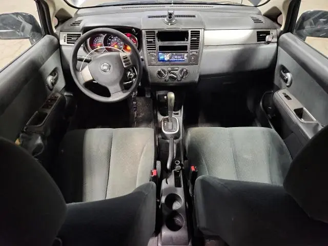2011 NISSAN VERSA S  