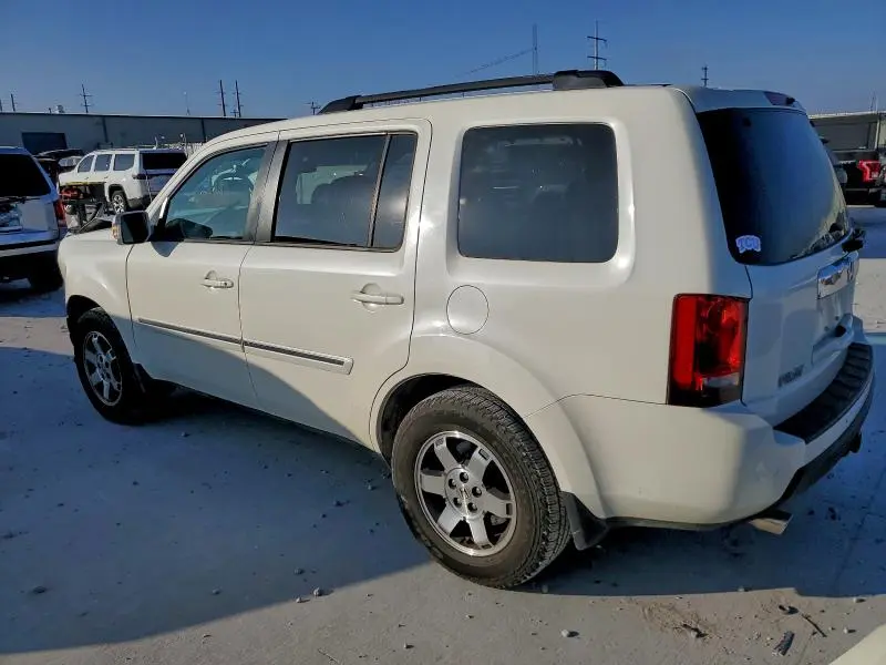 2011 HONDA PILOT TOURING  