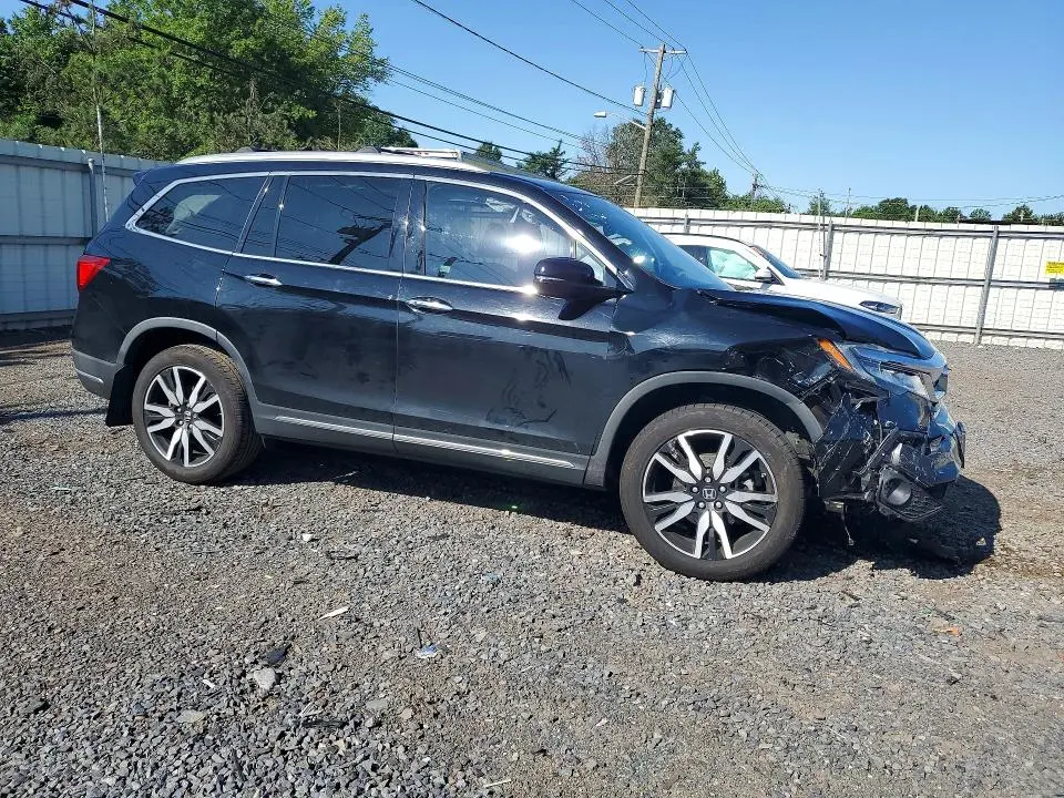2019 HONDA PILOT TOURING  