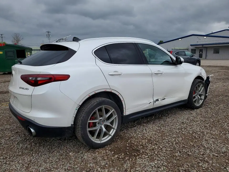2018 ALFA ROMEO STELVIO TI  