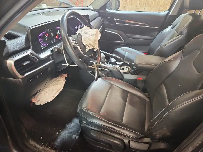 2023 KIA TELLURIDE LX  