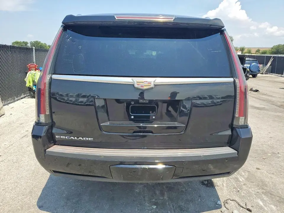 2017 CADILLAC ESCALADE ESV PREMIUM LUXURY  
