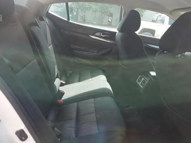 2019 NISSAN MAXIMA S  