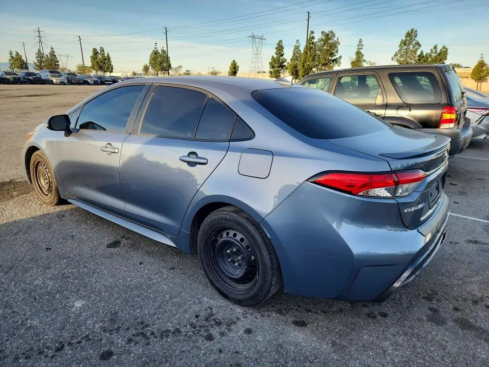 2021 TOYOTA COROLLA SE  