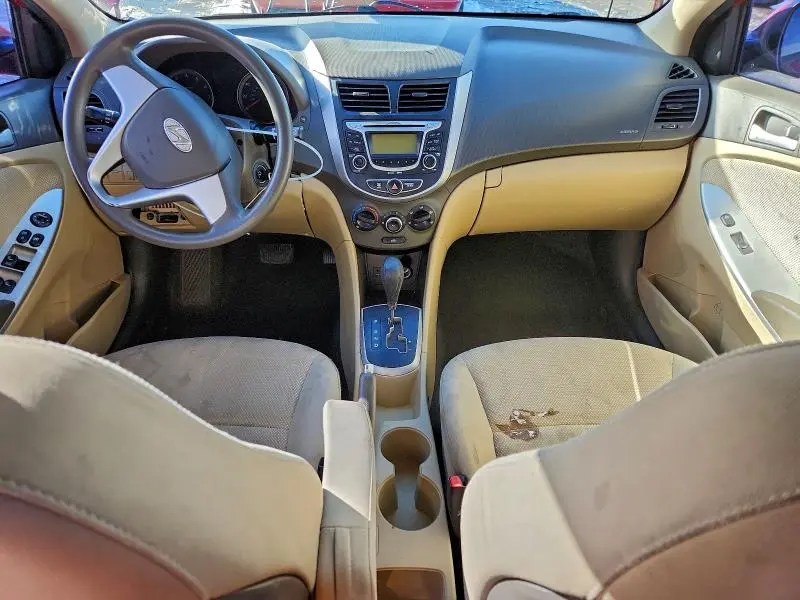 2013 HYUNDAI ACCENT GLS  