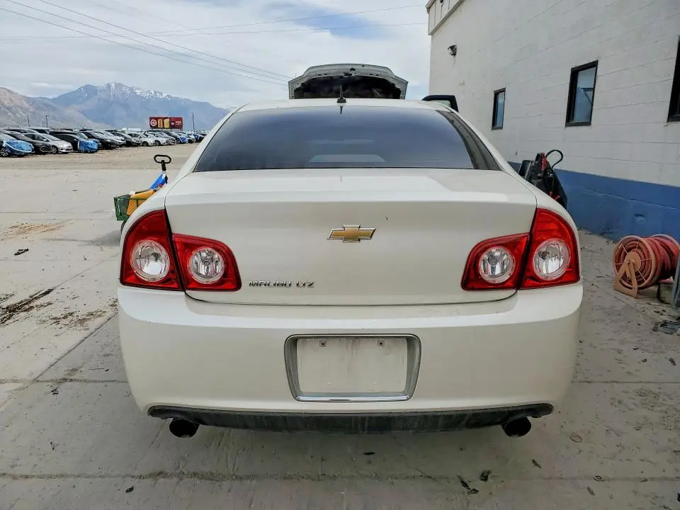 2011 CHEVROLET MALIBU LTZ  