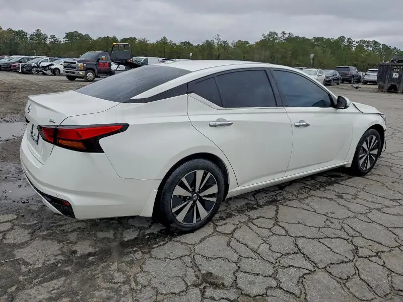 2019 NISSAN ALTIMA SL  