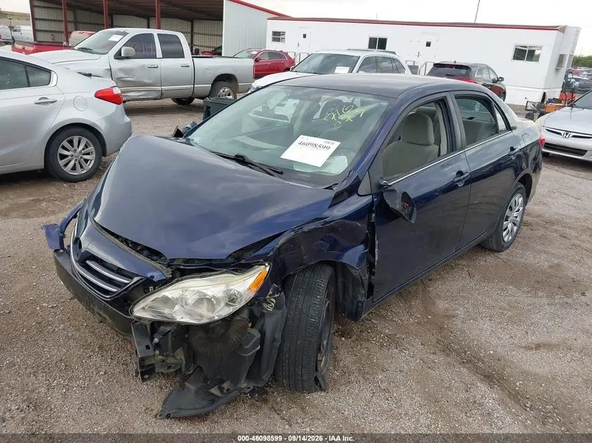 2013 TOYOTA COROLLA LE