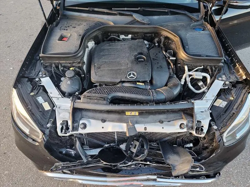 2020 MERCEDES-BENZ GLC   