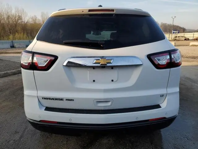 2017 CHEVROLET TRAVERSE LT  
