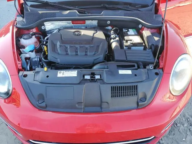 2019 VOLKSWAGEN BEETLE SE  