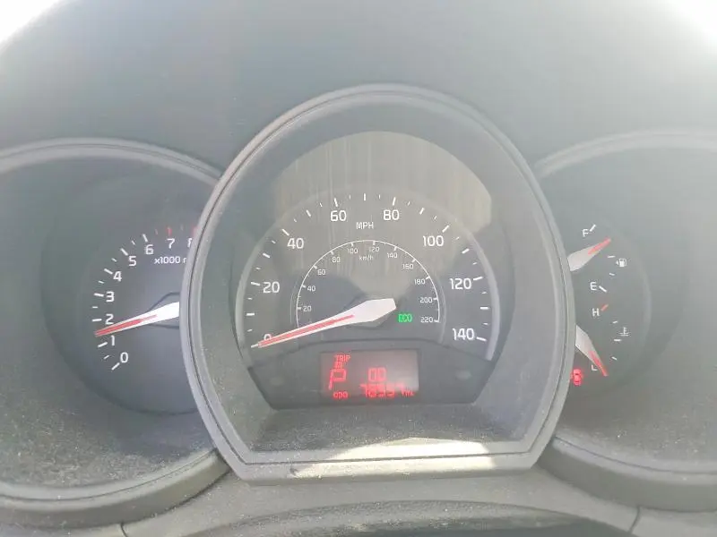 2015 KIA RIO LX  
