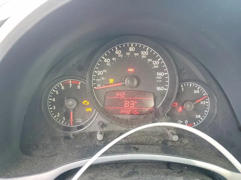 2012 VOLKSWAGEN BEETLE   