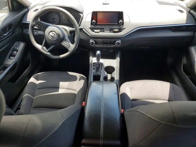 2024 NISSAN ALTIMA S  
