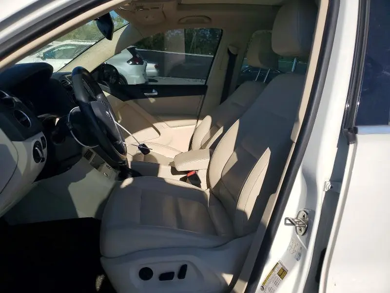 2017 VOLKSWAGEN TIGUAN WOLFSBURG  