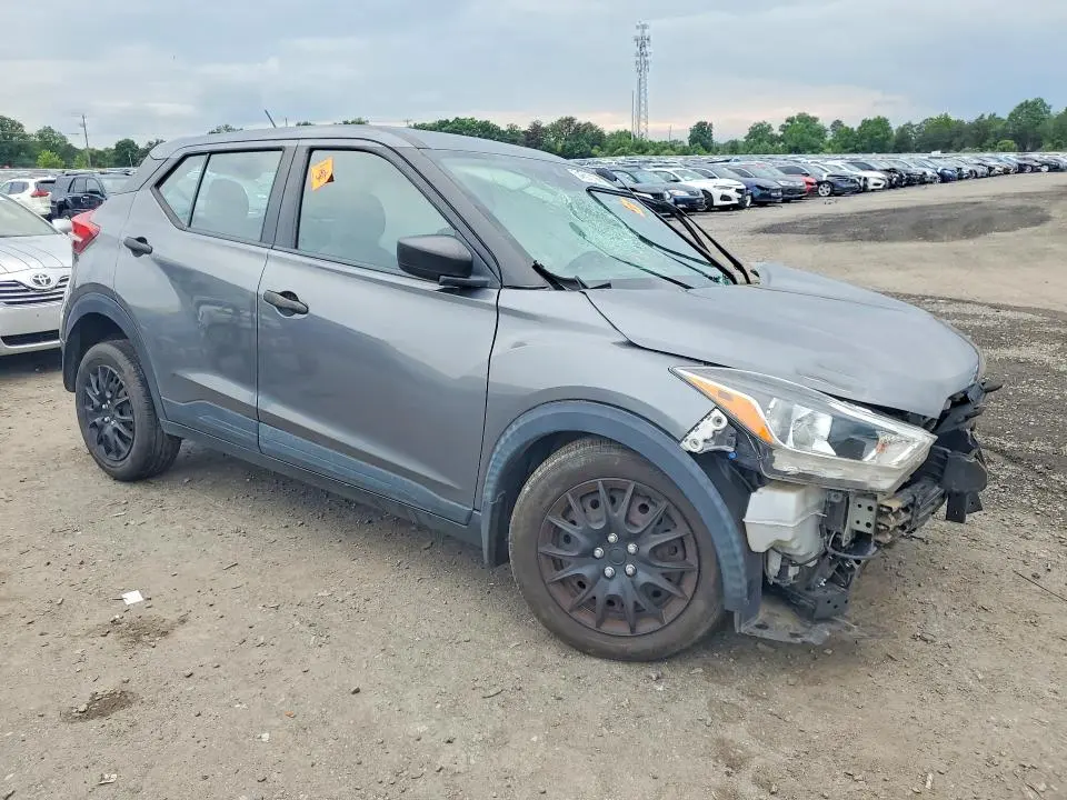 2020 NISSAN KICKS S  
