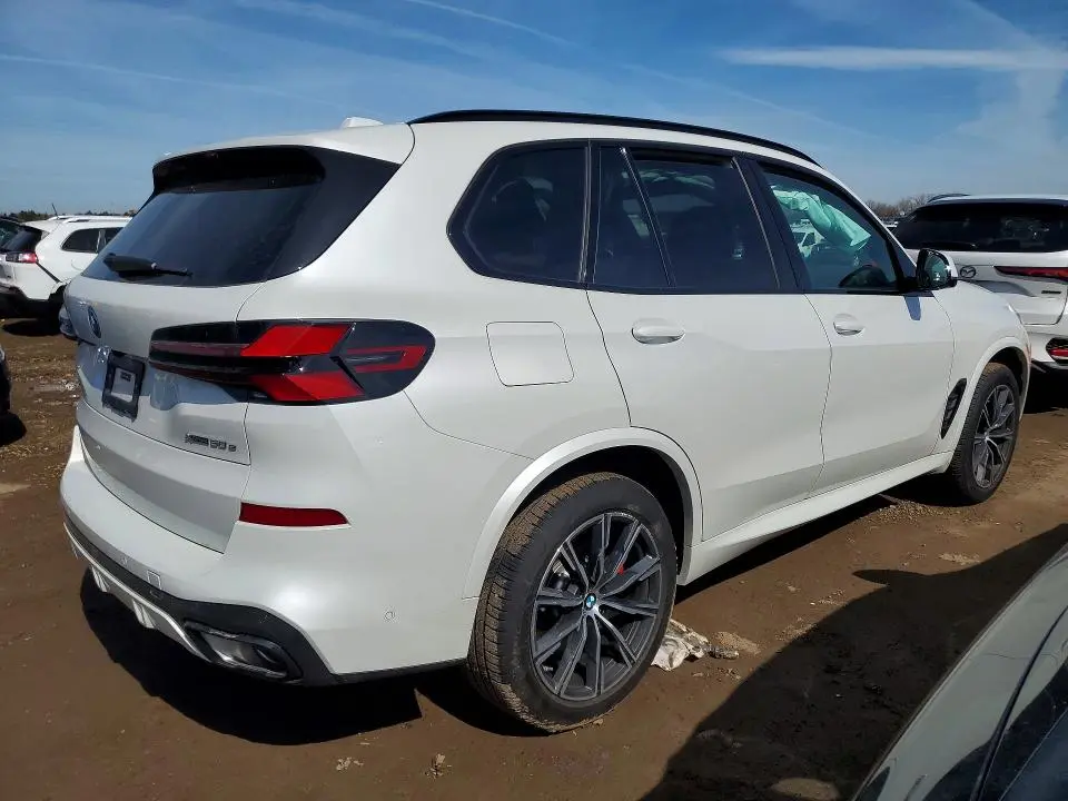 2026 BMW X5 XDRIVE50E  