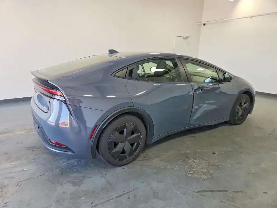 2023 TOYOTA PRIUS LE  